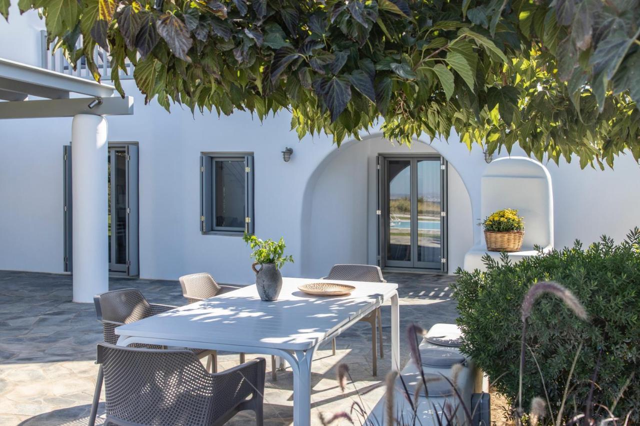 Aqua Breeze Villas On The Beach Pláka المظهر الخارجي الصورة