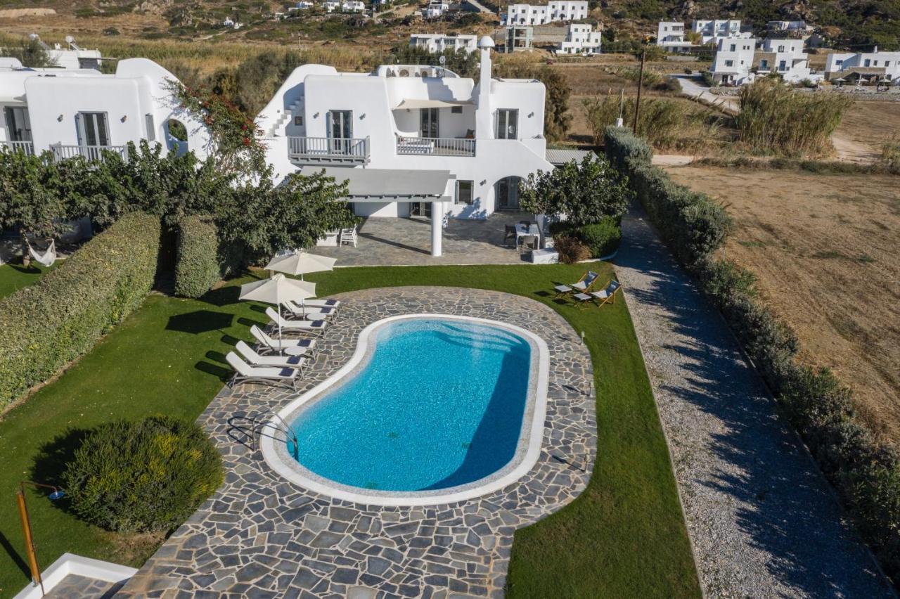 Aqua Breeze Villas On The Beach Pláka المظهر الخارجي الصورة